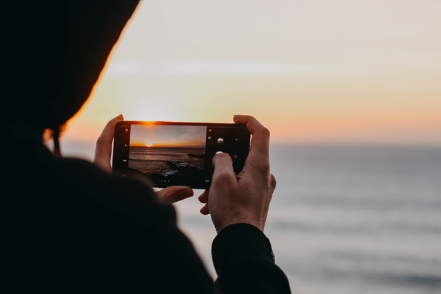 What is the best smartphone for filmmaking?